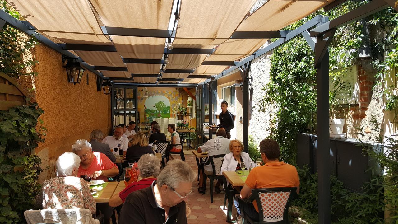 Chambre D'Hotes Leonie & Restaurant Druillat Exterior photo