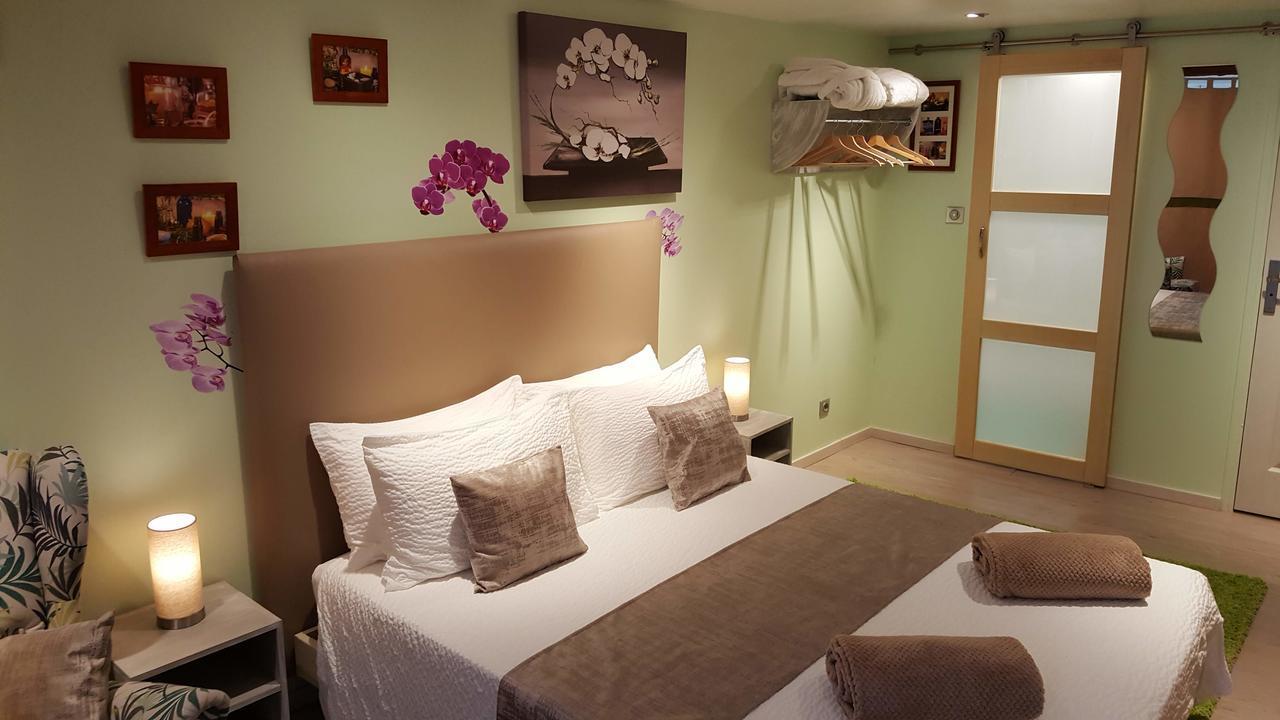 Chambre D'Hotes Leonie & Restaurant Druillat Exterior photo