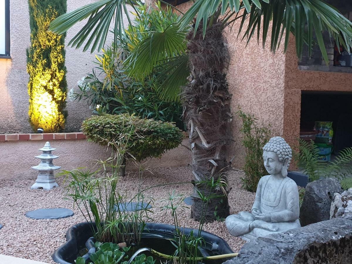 Chambre D'Hotes Leonie & Restaurant Druillat Exterior photo